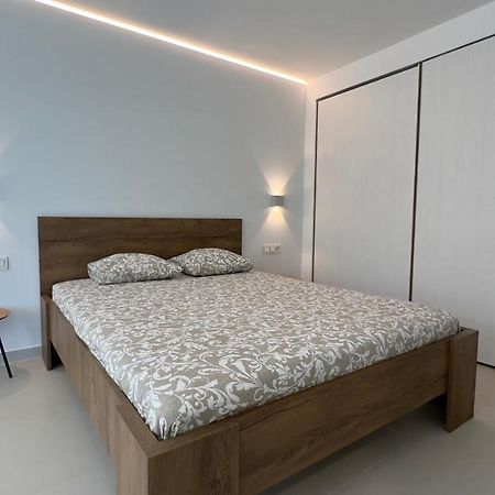 2Bedroom Beach Front Unit Wave Collection Фуенхірола Екстер'єр фото